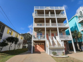 Salty Soul - This family friendly, comfortable retreat is just a short walk to the beach - PET FRIENDLY! townhouse